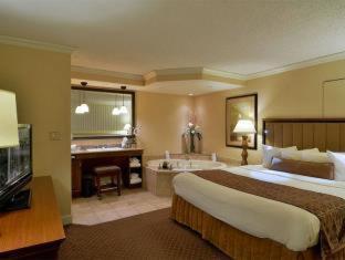 Hotel Eden And Suites, Bw Premier Collection Rohrerstown