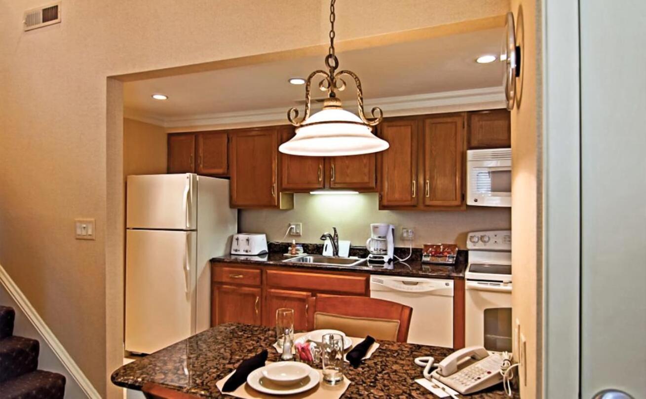 Eden And Suites, Bw Premier Collection 4*